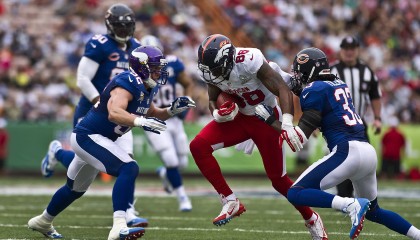 kaiyun.com-快船团队合作日益默契，冲击联盟前三名！，快船队知名人物