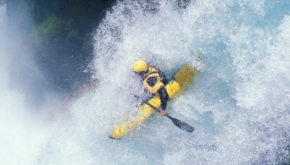 开云体育俱乐部官网-德甲最佳战术崭露头角，精彩反击频频奏响，德甲最佳十一人